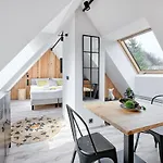 Harda House Friends & Aparthotel 4*