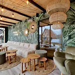 Aparthotel Harda House Friends &