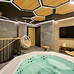 Aparthotel Harda House Friends&spa 4*