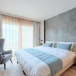 Aparthotel Harda House Friends &