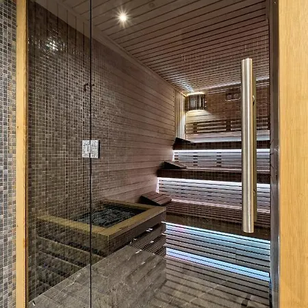 Aparthotel Harda House Friends &