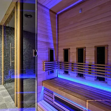 Aparthotel Harda House Friends &